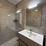 דירה T2 Climatise Avec Garage Et Terrasse Au Grau-du-roi, 6 Couchages, Proche - Fr-1-250-267