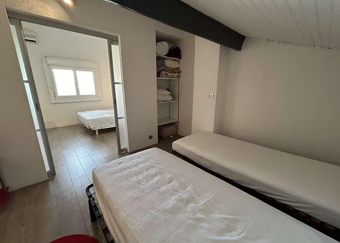 T2 Climatise Avec Garage Et Terrasse Au Grau-du-roi, 6 Couchages, Proche - Fr-1-250-267 Apartman Le Grau-du-Roi