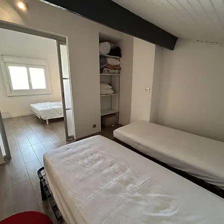 T2 Climatisé Avec Garage Et Terrasse Au Grau-du-roi, 6 Couchages, Proche - Fr-1-250-267 Appartement Le Grau-du-Roi