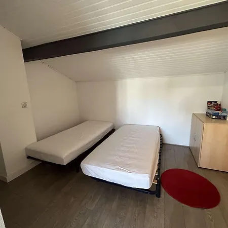 T2 Climatisé Avec Garage Et Terrasse Au Grau-du-roi, 6 Couchages, Proche - Fr-1-250-267 Appartement