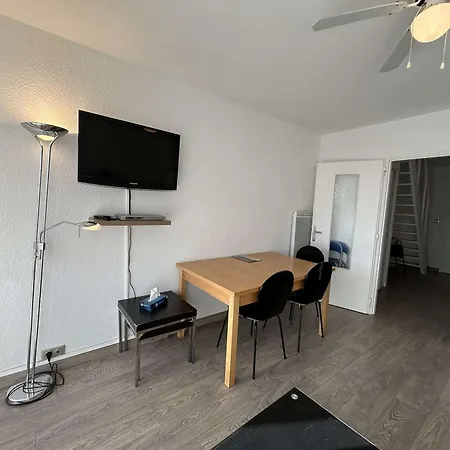 Appartement T2 Climatisé Avec Garage Et Terrasse Au Grau-du-roi, 6 Couchages, Proche - Fr-1-250-267 Le Grau-du-Roi