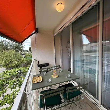 Appartement T2 Climatisé Avec Garage Et Terrasse Au Grau-du-roi, 6 Couchages, Proche - Fr-1-250-267 Le Grau-du-Roi
