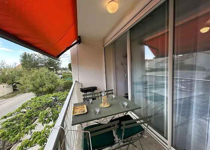Apartment T2 Climatise Avec Garage Et Terrasse Au Grau-du-roi, 6 Couchages, Proche - Fr-1-250-267 Le Grau-du-Roi